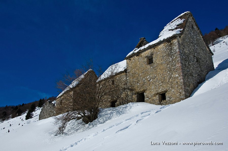 06-TIPICHE BAITE DELLA VAL TALEGGIO.jpg